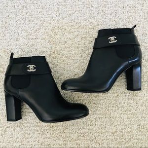 Chanel black botinnes booties (short boots)